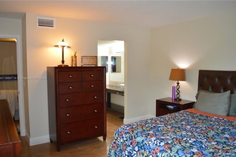 Adosado en venta en Greenacres, Florida, 2 dormitorios, 116.31 m2 № 1944826 - foto 19