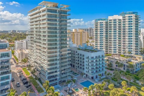 Condominio en venta en Miami Beach, Florida, 2 dormitorios, 150.59 m2 № 1775299 - foto 28