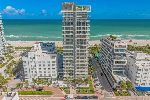 Condominio en venta en Miami Beach, Florida, 2 dormitorios, 150.59 m2 № 1775299 - foto 27
