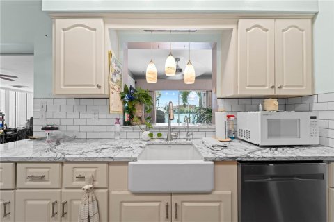 Villa ou maison à louer à Nokomis, Floride: 2 chambres, 159.98 m2 № 1765322 - photo 18