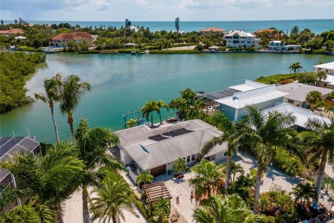 Villa ou maison à louer à Nokomis, Floride: 2 chambres, 159.98 m2 № 1765322 - photo 3
