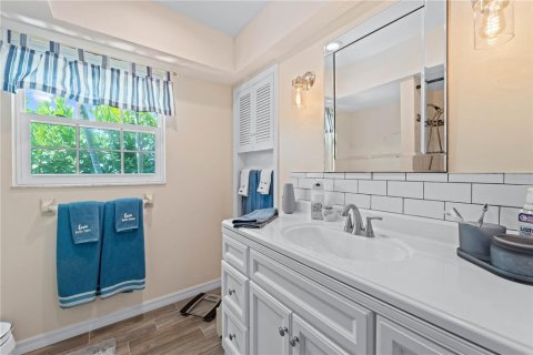 Villa ou maison à louer à Nokomis, Floride: 2 chambres, 159.98 m2 № 1765322 - photo 23