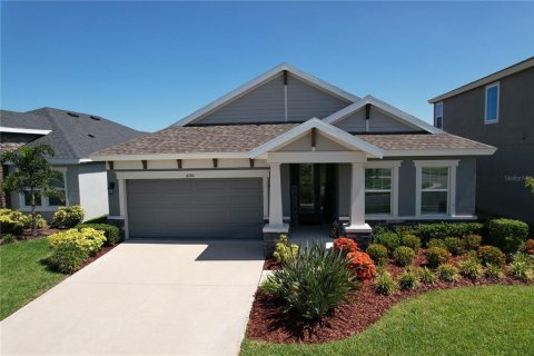 House in Apollo Beach, Florida 3 bedrooms, 198.35 sq.m. № 2167246