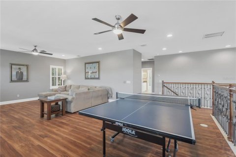 House in Tampa, Florida 5 bedrooms, 433.39 sq.m. № 2109240 - photo 30