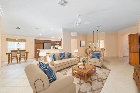 Villa ou maison à vendre à The Villages, Floride: 3 chambres, 211.26 m2 № 1898912 - photo 8