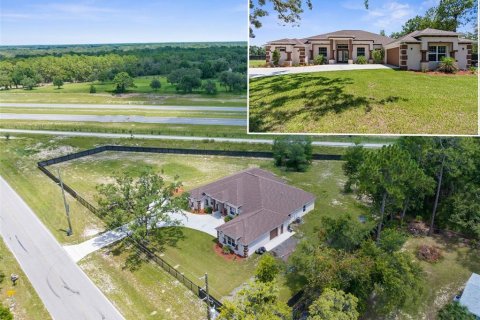 House in Spring Hill, Florida 4 bedrooms, 268.95 sq.m. № 1812768 - photo 1