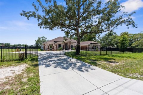 House in Spring Hill, Florida 4 bedrooms, 268.95 sq.m. № 1812768 - photo 20
