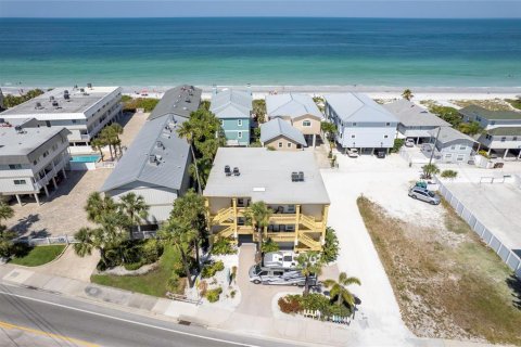 Condo in Indian Rocks Beach, Florida, 2 bedrooms  № 2212659 - photo 30