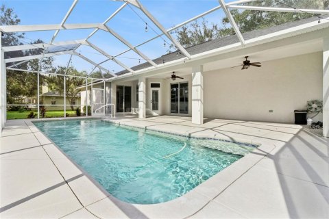 House in Lakeland, Florida 4 bedrooms, 185.34 sq.m. № 2348388 - photo 5