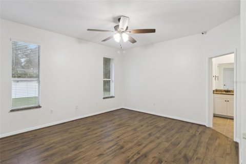 House in Lakeland, Florida 4 bedrooms, 185.34 sq.m. № 2348388 - photo 24