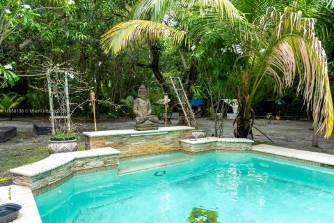 Casa en alquiler en Miami, Florida, 4 dormitorios, 267.74 m2 № 1882615 - foto 21