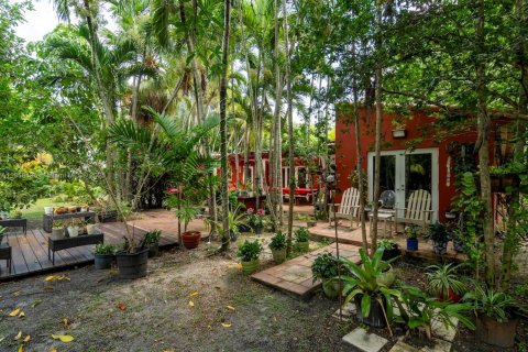 Casa en alquiler en Miami, Florida, 4 dormitorios, 267.74 m2 № 1882615 - foto 30