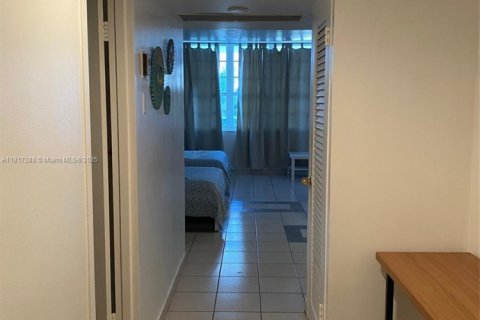 Copropriété à vendre à Miami Beach, Floride: 51.1 m2 № 1772488 - photo 6