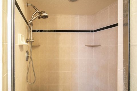 House in Tavares, Florida 3 bedrooms, 178.37 sq.m. № 1509865 - photo 30