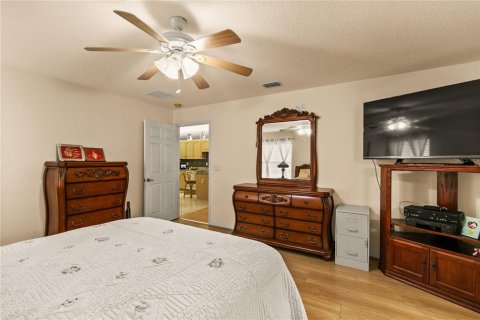 House in Tavares, Florida 3 bedrooms, 178.37 sq.m. № 1509865 - photo 28