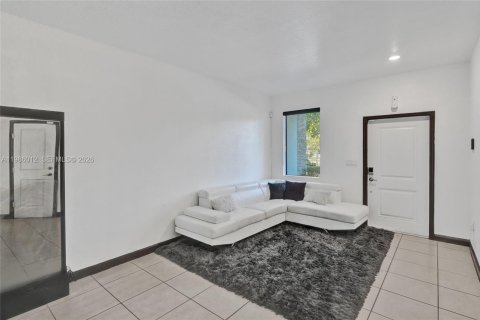 Купить таунхаус в Майами, Флорида 4 спальни, 178.37м2, № 2051124 - фото 5