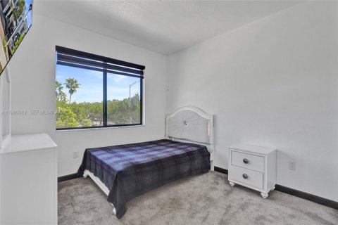 Купить таунхаус в Майами, Флорида 4 спальни, 178.37м2, № 2051124 - фото 30