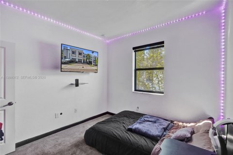 Купить таунхаус в Майами, Флорида 4 спальни, 178.37м2, № 2051124 - фото 25