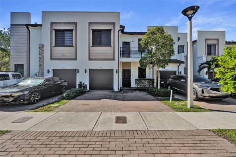 Таунхаус в Майами, Флорида 4 спальни, 178.37м2 № 2051124