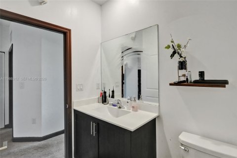 Купить таунхаус в Майами, Флорида 4 спальни, 178.37м2, № 2051124 - фото 28