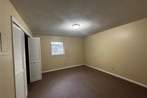 Appartement à louer à Belleview, Floride: 1 chambre, 80.27 m2 № 2377582 - photo 4