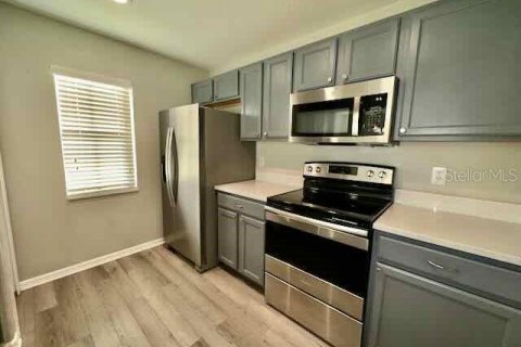 Touwnhouse à louer à Zephyrhills, Floride: 3 chambres, 126.63 m2 № 2214334 - photo 9