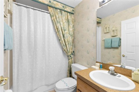 House in Kissimmee, Florida 5 bedrooms, 244.89 sq.m. № 2148483 - photo 29