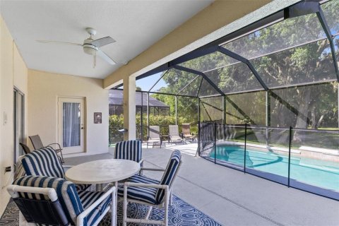 House in Kissimmee, Florida 5 bedrooms, 244.89 sq.m. № 2148483 - photo 30