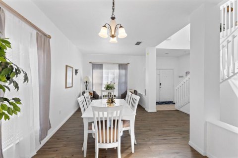 House in Kissimmee, Florida 5 bedrooms, 244.89 sq.m. № 2148483 - photo 4
