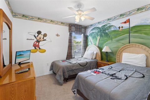 House in Kissimmee, Florida 5 bedrooms, 244.89 sq.m. № 2148483 - photo 28