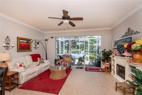 Townhouse in Fort Myers, Florida 3 bedrooms, 151.8 sq.m. № 1326280 - photo 11
