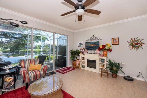 Townhouse in Fort Myers, Florida 3 bedrooms, 151.8 sq.m. № 1326280 - photo 13