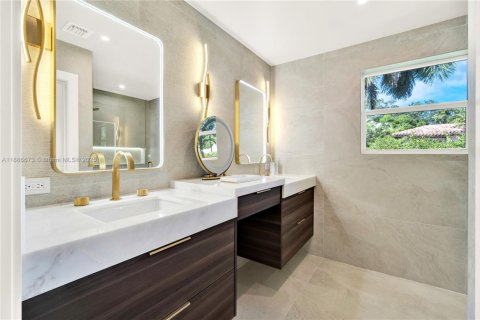 Купить виллу или дом в Корал-Гейблс, Флорида 3 спальни, 204.01м2, № 1949501 - фото 29