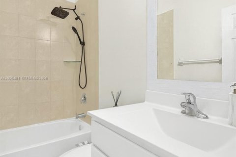 Touwnhouse à vendre à Homestead, Floride: 3 chambres, 141.58 m2 № 2186094 - photo 30