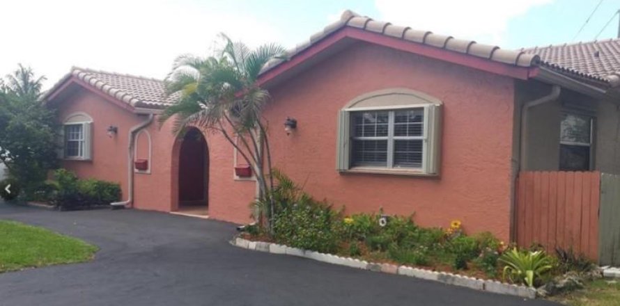 Villa ou maison à Coral Springs, Floride 3 chambres, 134.15 m2 № 1101258