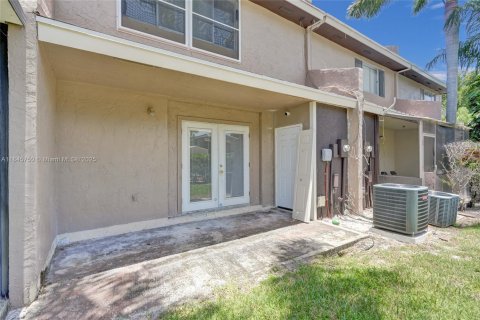 Touwnhouse à louer à North Lauderdale, Floride: 2 chambres, 115.38 m2 № 1936181 - photo 30