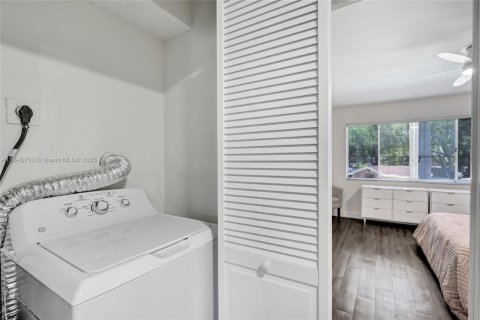 Touwnhouse à louer à North Lauderdale, Floride: 2 chambres, 115.38 m2 № 1936181 - photo 20
