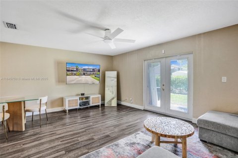 Touwnhouse à louer à North Lauderdale, Floride: 2 chambres, 115.38 m2 № 1936181 - photo 14
