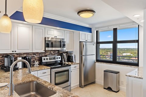 Condo in Juno Beach, Florida, 2 bedrooms  № 2184647 - photo 4