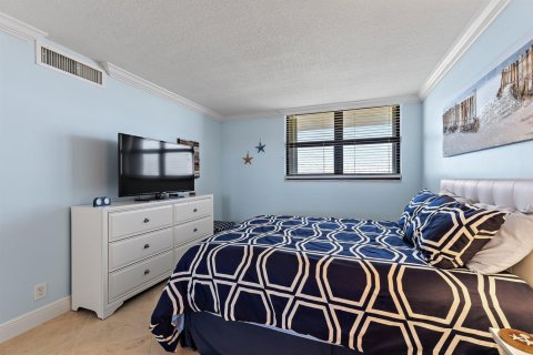 Condo in Juno Beach, Florida, 2 bedrooms  № 2184647 - photo 26