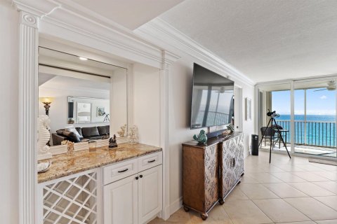 Condo in Juno Beach, Florida, 2 bedrooms  № 2184647 - photo 10