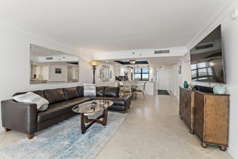 Condo in Juno Beach, Florida, 2 bedrooms  № 2184647 - photo 18
