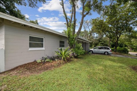 House in Apopka, Florida 3 bedrooms, 110.46 sq.m. № 1905803 - photo 27