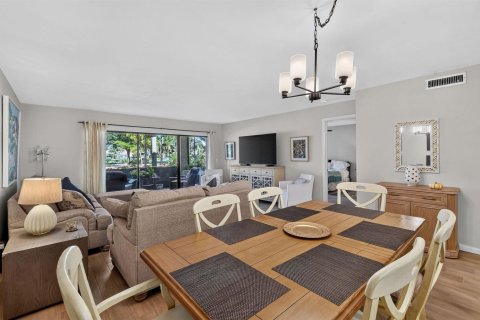 Copropriété à vendre à Palm Beach Gardens, Floride: 2 chambres, 120.77 m2 № 2407723 - photo 9