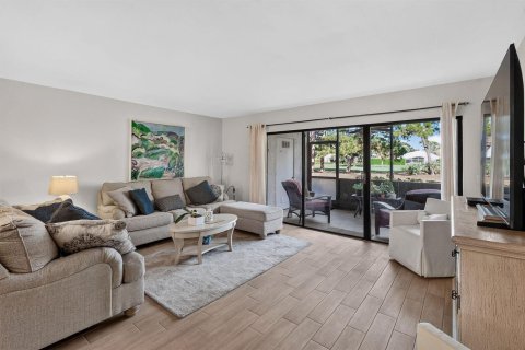 Copropriété à vendre à Palm Beach Gardens, Floride: 2 chambres, 120.77 m2 № 2407723 - photo 5