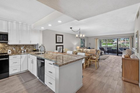 Copropriété à vendre à Palm Beach Gardens, Floride: 2 chambres, 120.77 m2 № 2407723 - photo 3