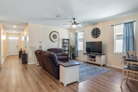 Casa en venta en Wildwood, Florida, 3 dormitorios, 168.71 m2 № 2230775 - foto 7