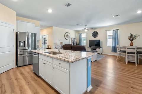 Casa en venta en Wildwood, Florida, 3 dormitorios, 168.71 m2 № 2230775 - foto 6