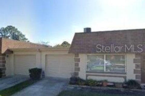 Condo in Pinellas Park, Florida, 1 bedroom № 2122896