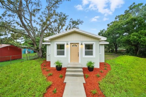 Casa en venta en Auburndale, Florida, 2 dormitorios, 87.33 m2 № 1899893 - foto 1